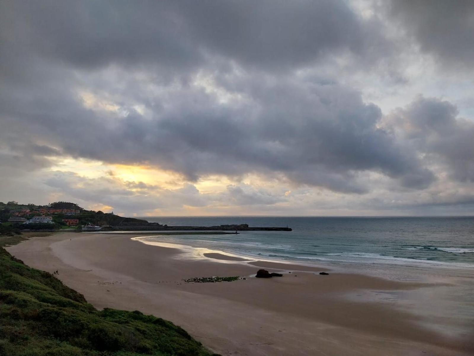 Apartamento La Maza San Vicente De La Barquera Luaran gambar
