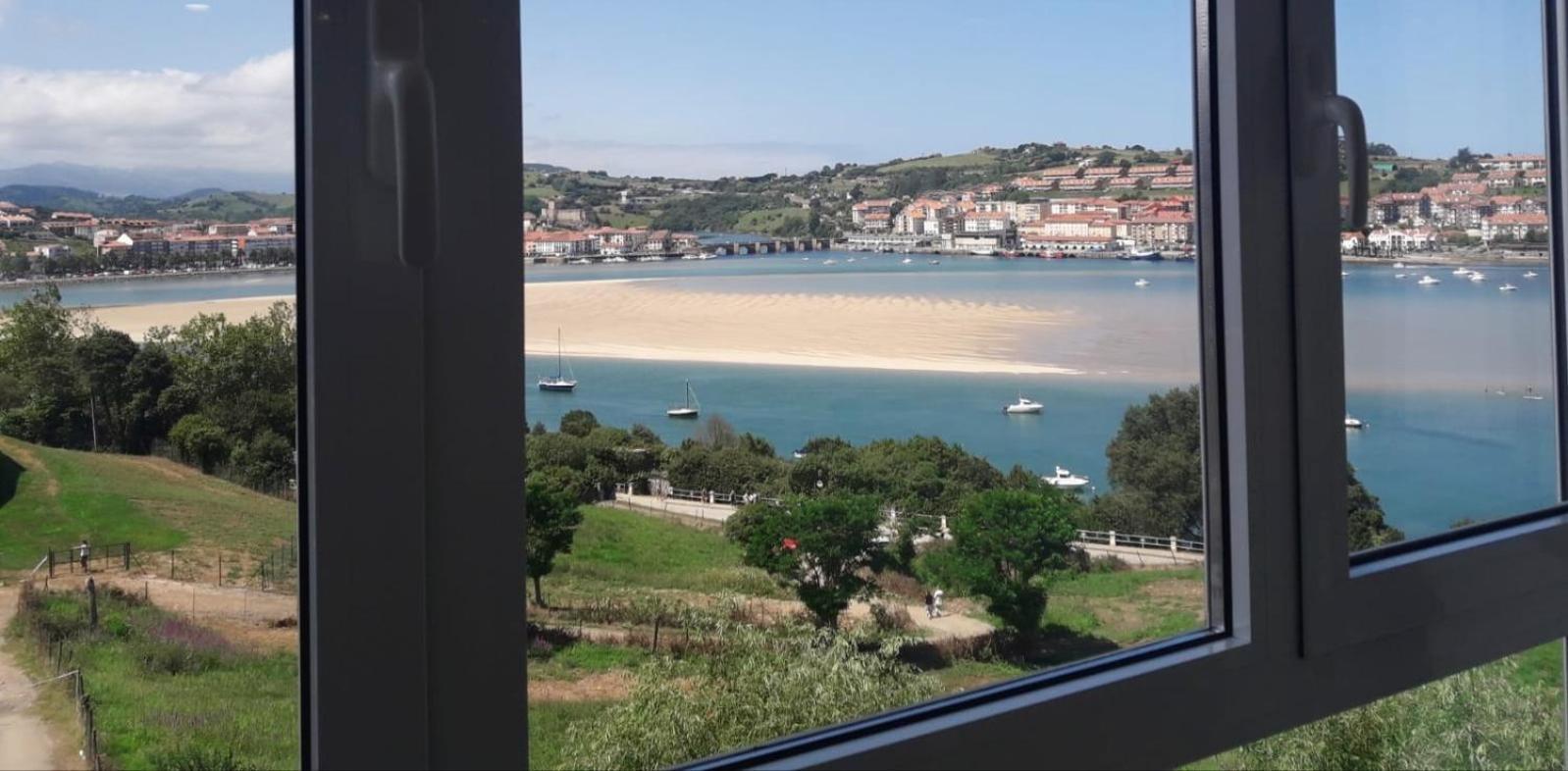 Apartamento La Maza San Vicente De La Barquera Luaran gambar